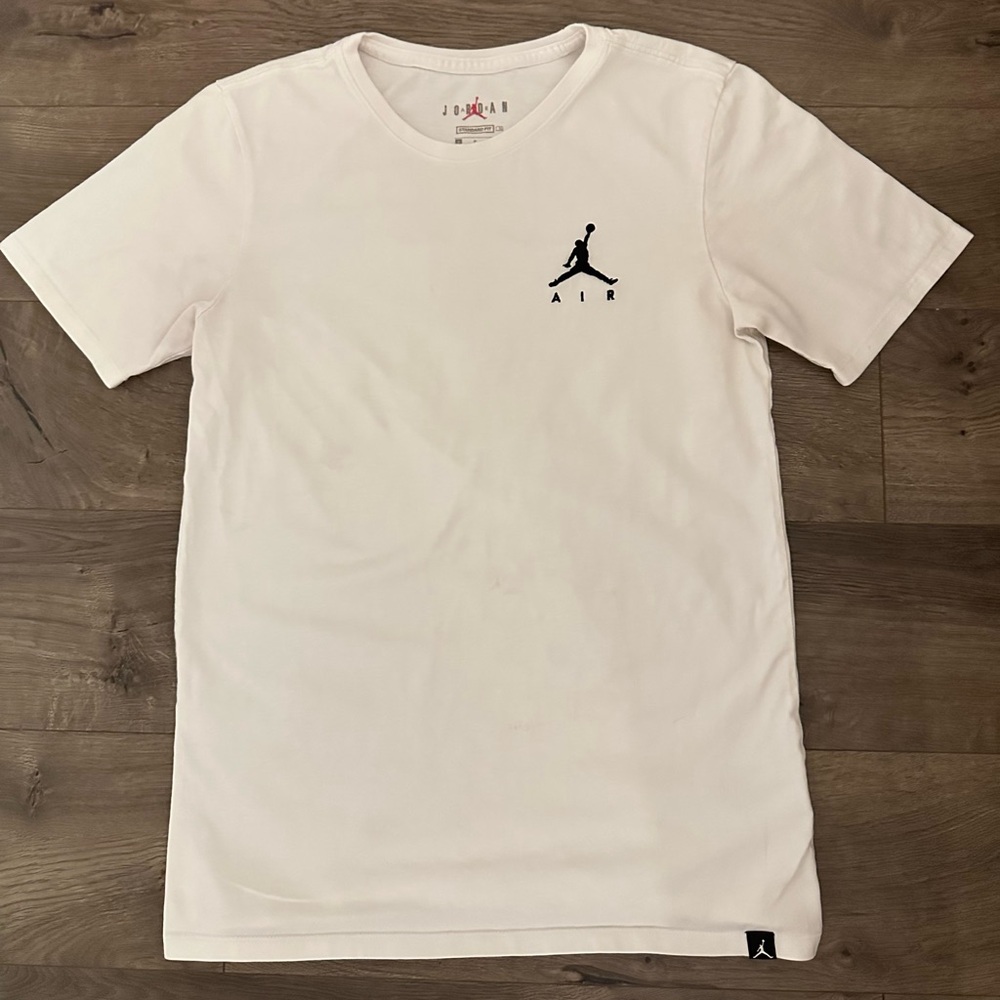 Jordan white tee